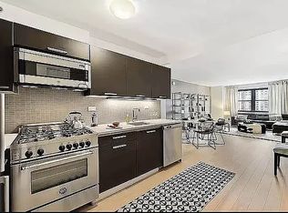 222 E 39th St APT 15D, New York, NY 10016