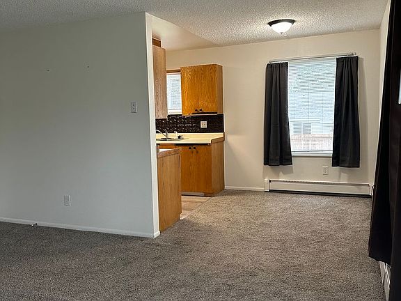 4th image of 4621 Cordova St APT 4