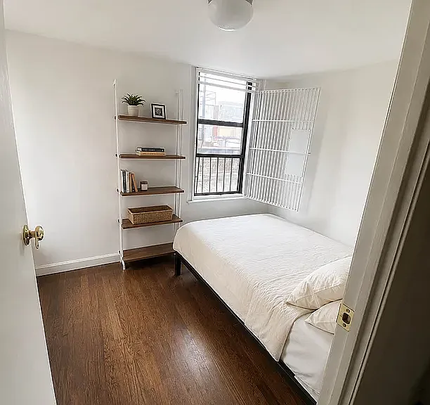168 Stanton St #4C — Photo 10