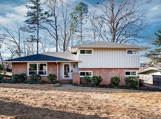 710 Sandridge Rd, Charlotte, NC 28210