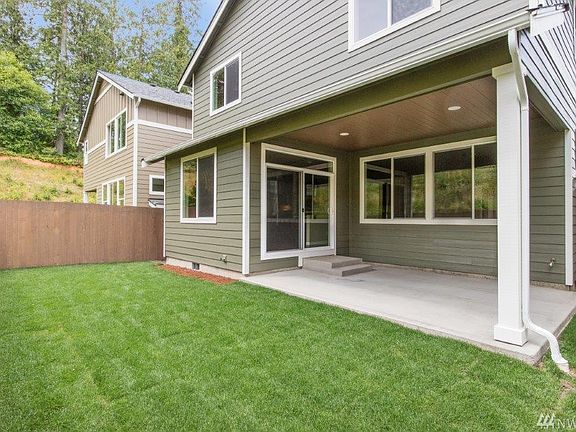 4th image of 3906 Portside Dr