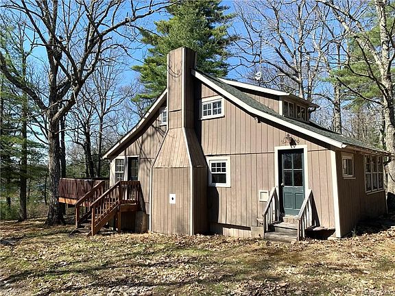 2nd image of 193 Laurel Ln