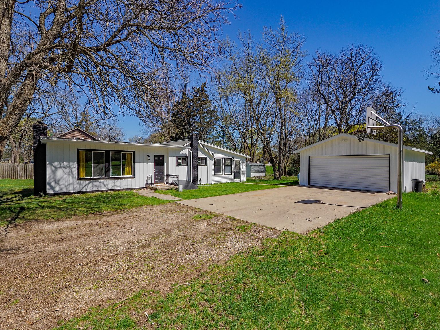 6552 E H Ave, Kalamazoo, MI 49048 Zillow