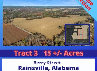 3 Barry St NW, Rainsville, AL 35986