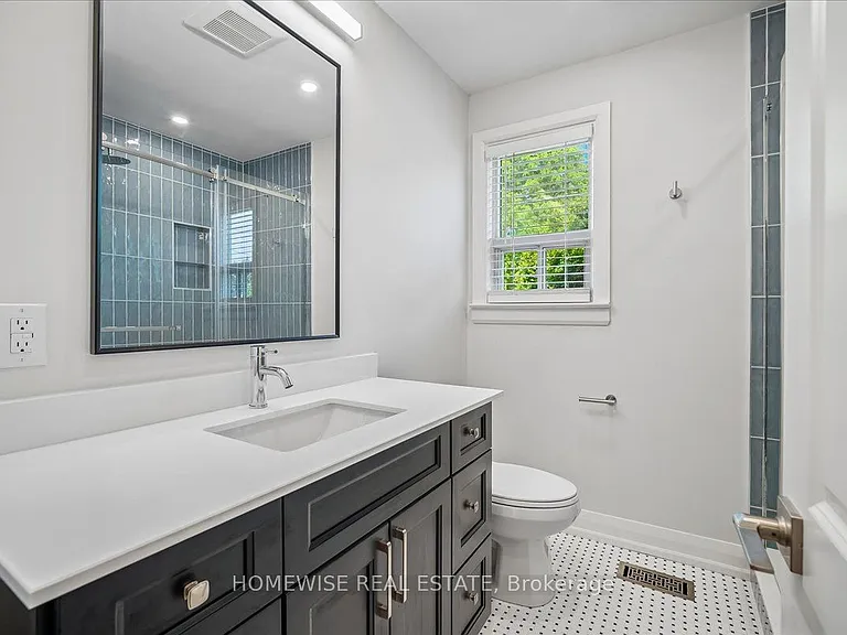2182 Courtland Dr — Photo 11