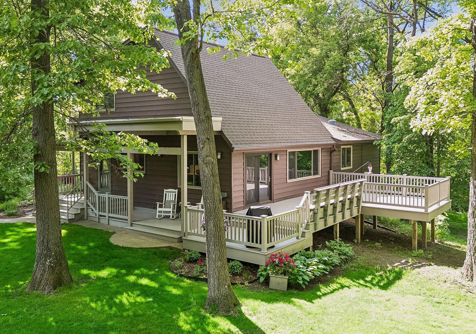 m*n様 house on the hill ✴︎Dark Brown120 9400 85th St N, Stillwater, MN 55082 | Zillow