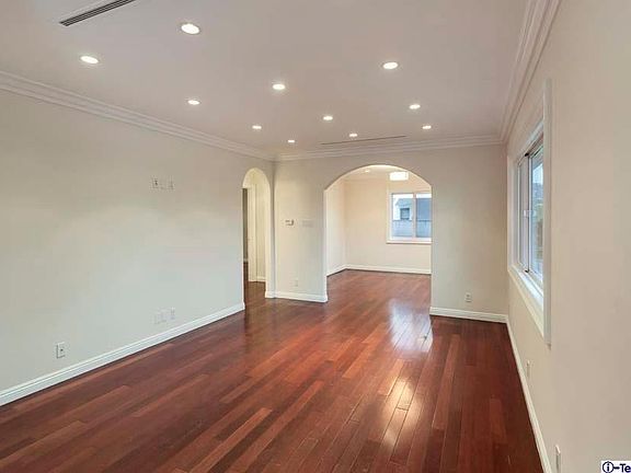 5th image of 2021 Bonita Ave