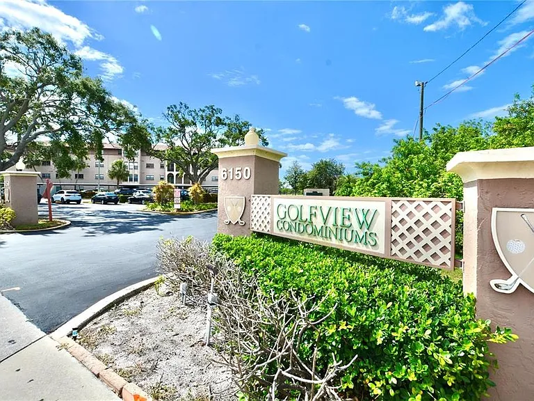 6150 Gulfport Blvd S — Photo 5