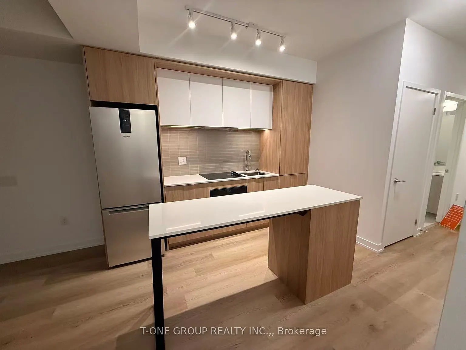 2 bed, $2,700 — Photo 2