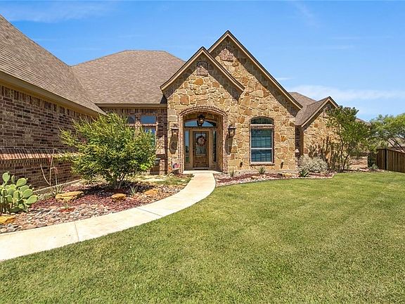 2nd image of 133 Rockhouse Dr