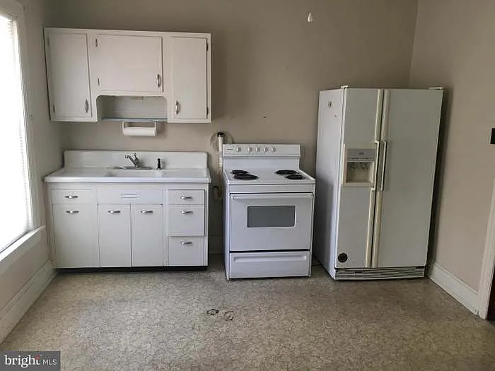 2 bed, $1,200 — Photo 4