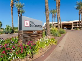 7401 N Scottsdale Rd