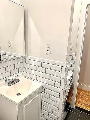 Rented by Max Apt LLC | media 13