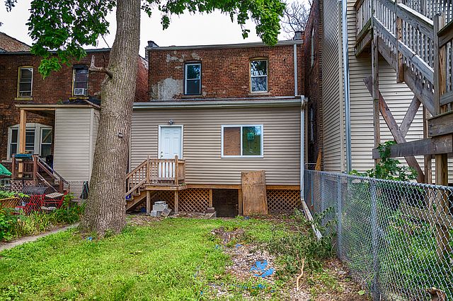1st image of 7046 S Eberhart Ave