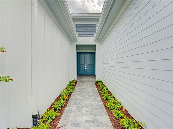 5th image of 12719 Nautilus Cir