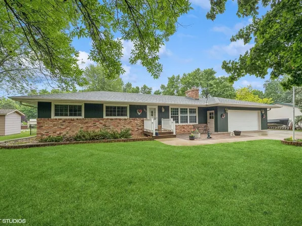 107 Hillcrest Rd, Monticello, MN 55362