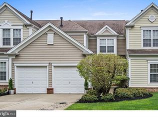 71 Wrentham Dr, Medford, NJ 08055