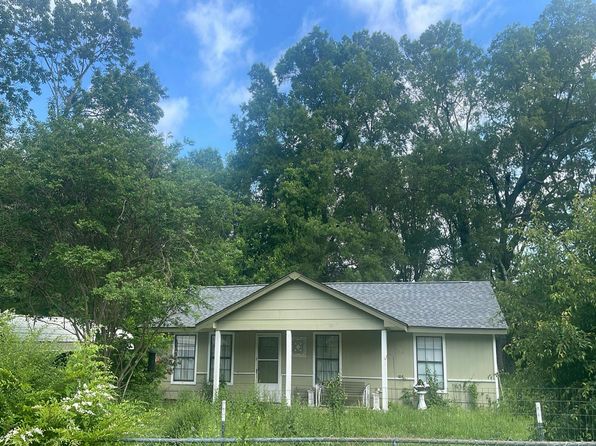 2 Odell Dr, Conway, AR 72032