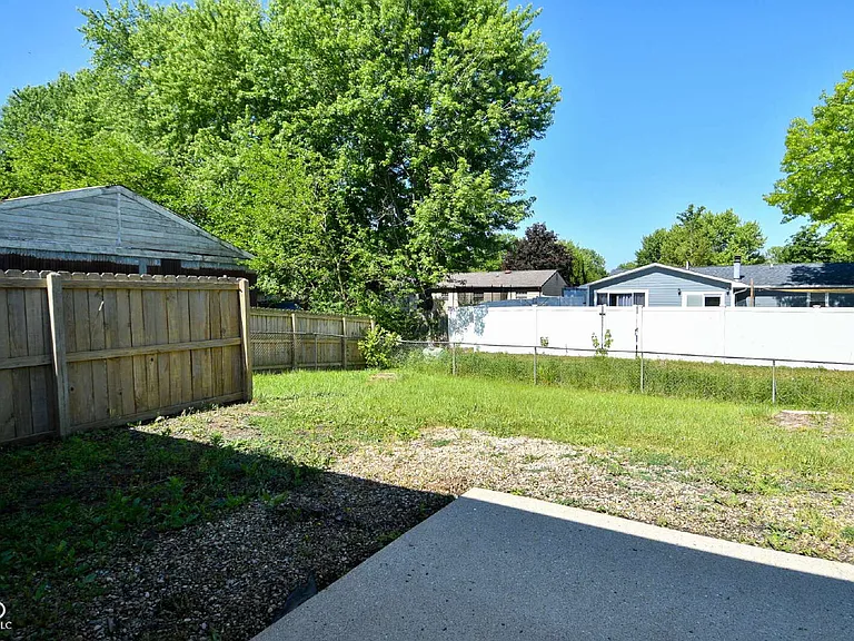 7826 Five Points Rd — Photo 30