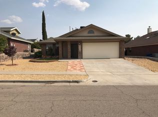 7116 Oval Rock Dr, El Paso, TX 79912