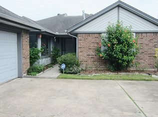 3603 Green Meadows St, Pasadena, TX 77505