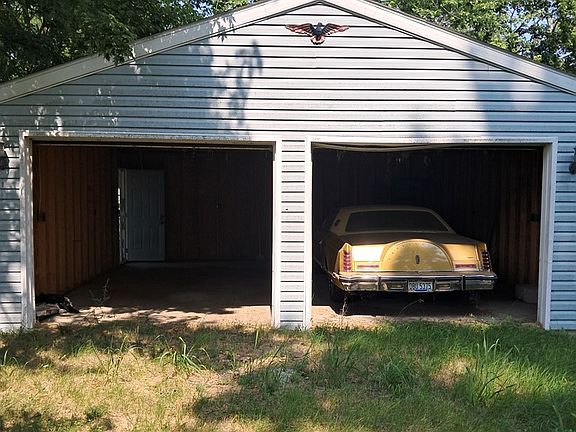 5th image of 1015 Nevada Rd