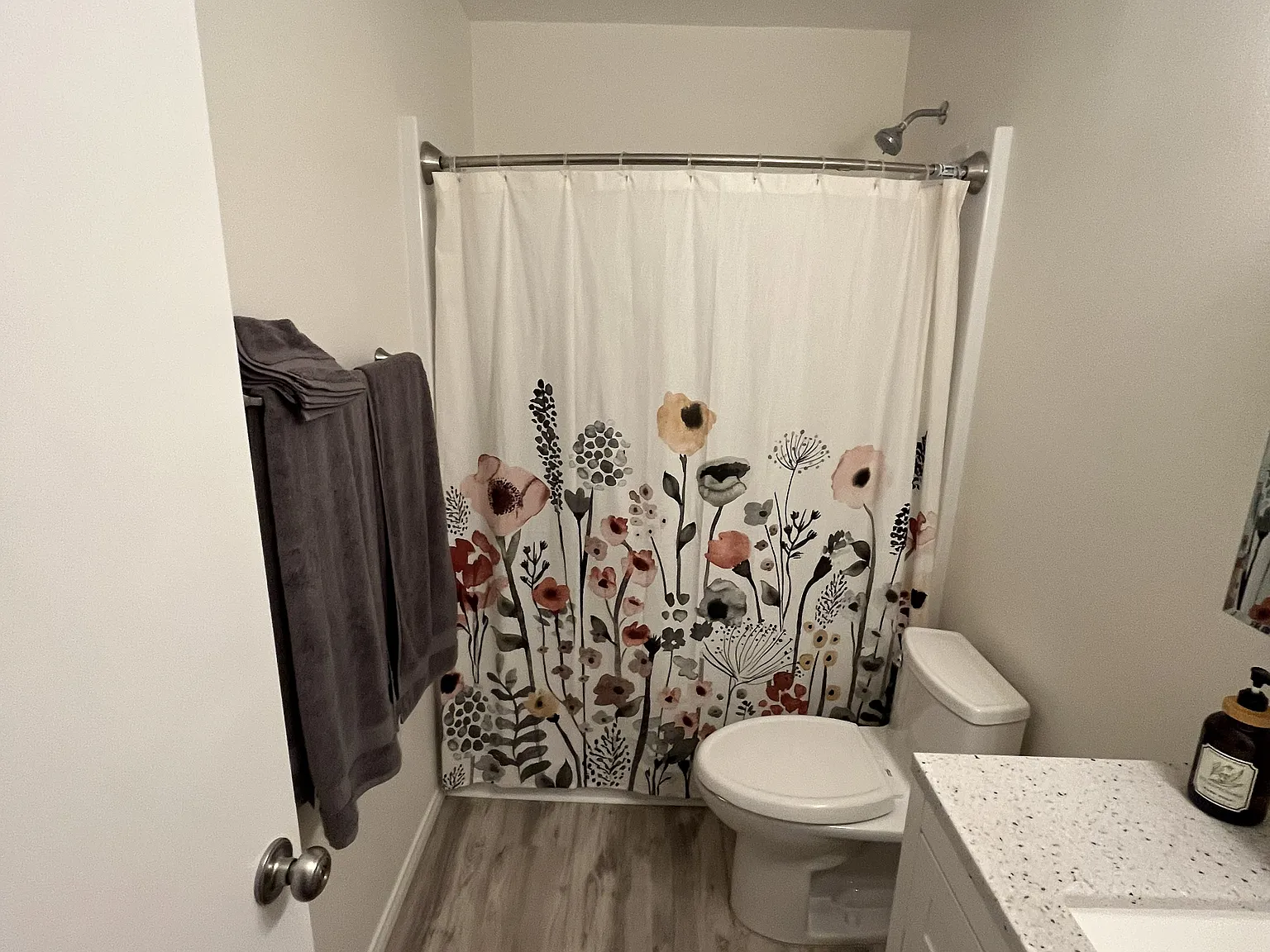 3 bed, 1635 sqft, $1,150 — Photo 3