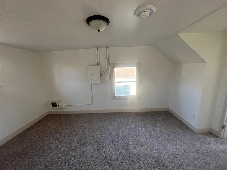 2417 W Jolly Rd — Photo 7