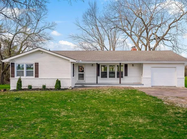 12301 E 233rd St, Peculiar, MO 64078