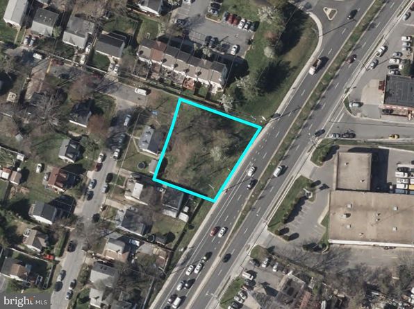 5209 Emerson St, Hyattsville, MD 20781