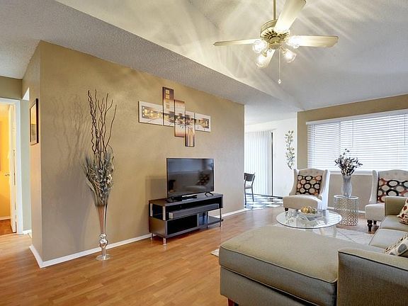 5th image of 8902 Parkfield Dr APT D