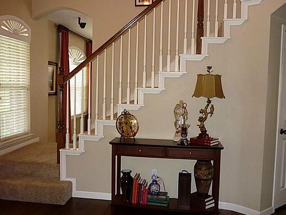 2nd image of 8415 Tanglerose Dr