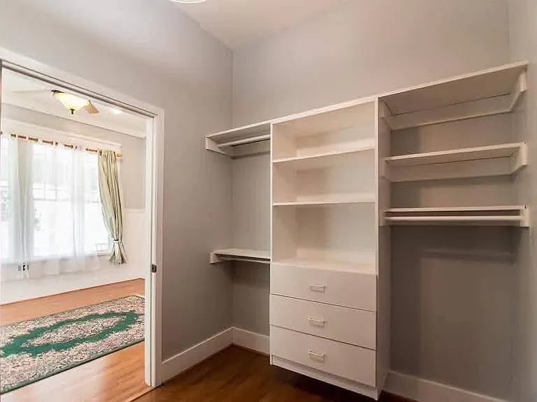 407 N Moody St — Photo 17