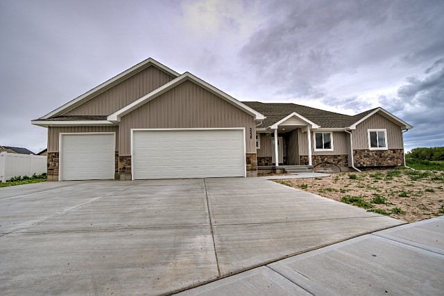 1st image of 3238 E Sky Mountain Ct