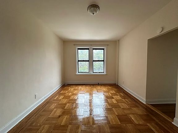 4th image of 83-15 118th St #3F