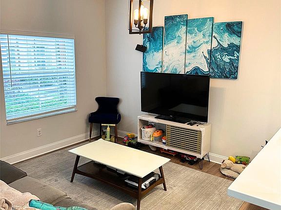 3rd image of 2319 Clipper Place #4510