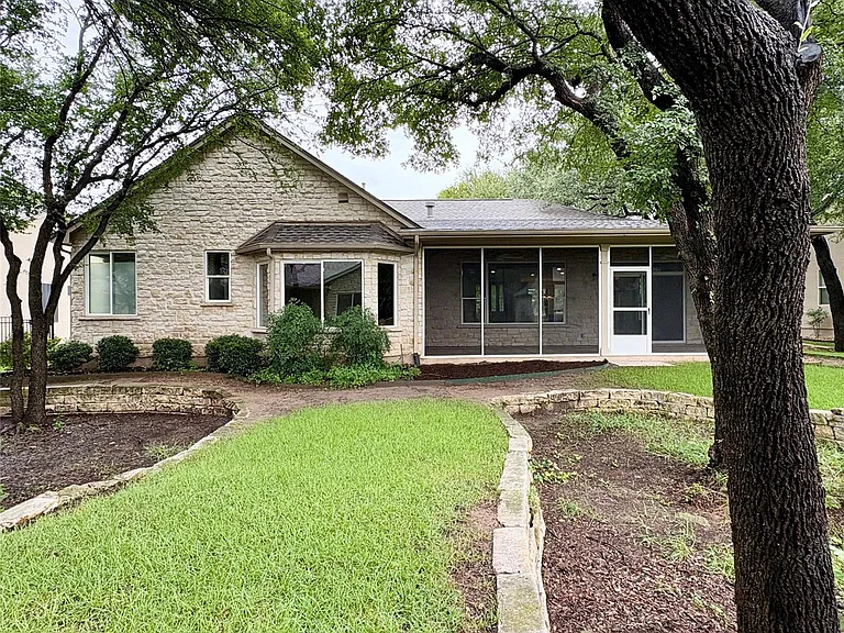 109 Saddle Trl — Photo 32