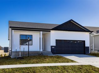 6399 NE 11th Ct, Des Moines, IA 50313