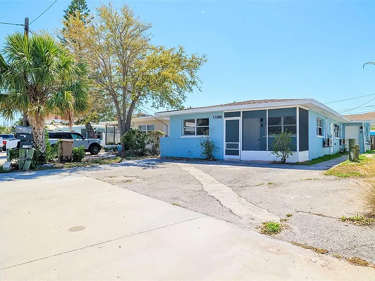 13388 1st St E #A — Photo 9
