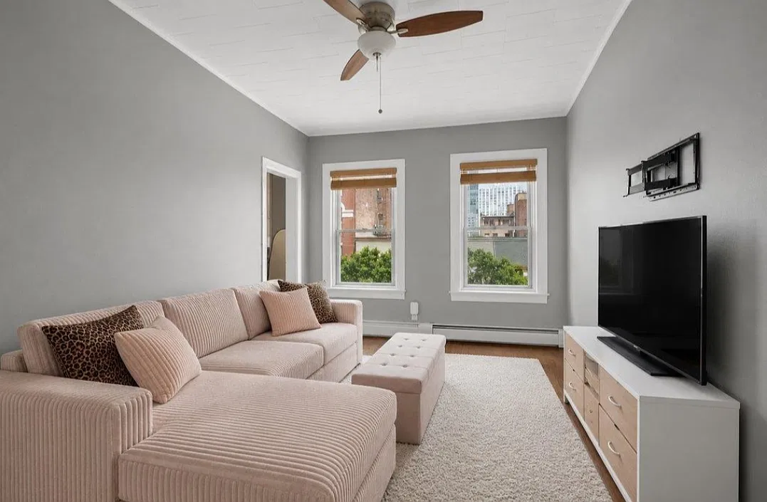 171 Grand Street — Photo 1