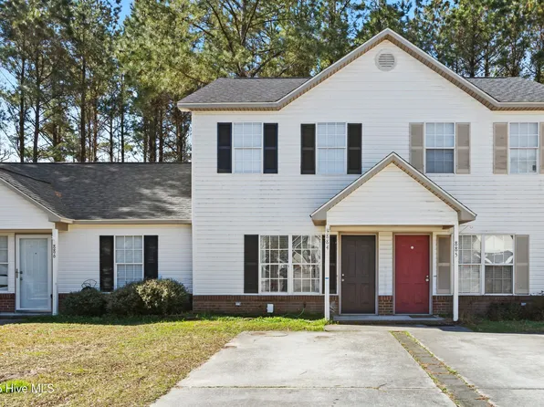 884 W Pueblo Drive, Jacksonville, NC 28546