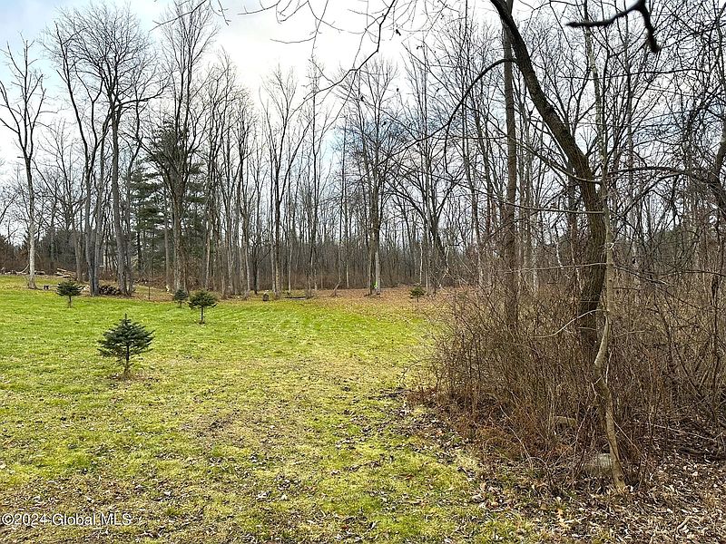 4th image of 352 Consaul Road