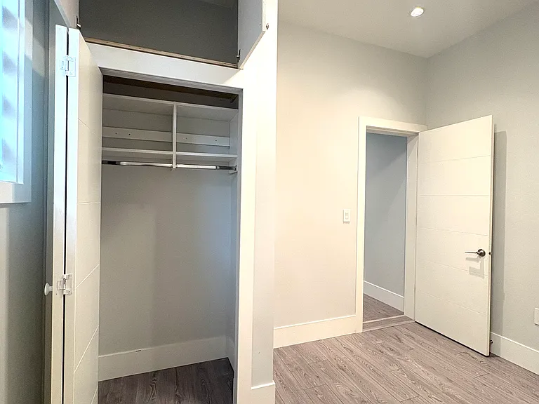 7400 Schaefer Ave #101 — Photo 8