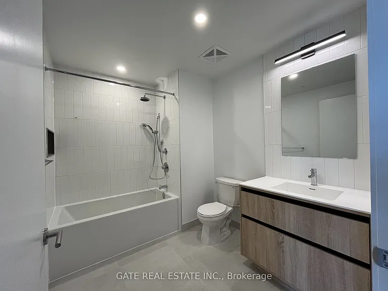 8 Beverley Glen Blvd #C-317 — Photo 22
