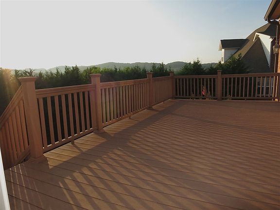 5th image of 438 Kensington Dr