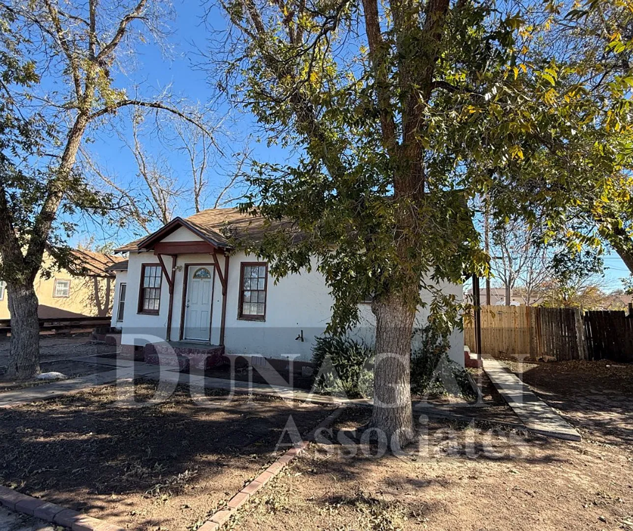 2 Bedroom - 1 Bath home!! — Photo 1