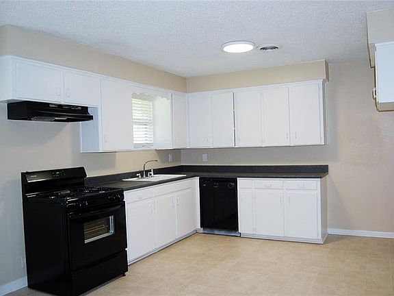 5th image of 6435 Onyx Dr S