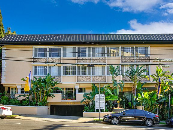 2nd image of 11944 Montana Ave APT 101