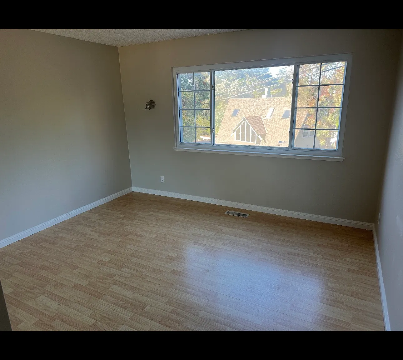 407 Beaumont Blvd — Photo 4