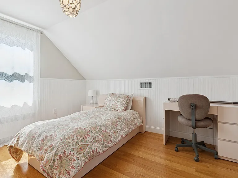 1110 Gillette Dr — Photo 11